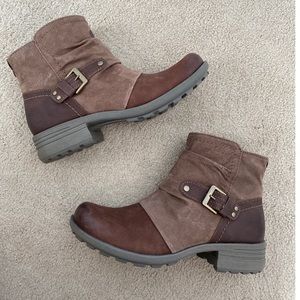 Earth Origins Brown Ankle Booties